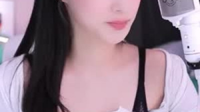 아찔한  명아츄 체크 레이스 브라 가슴골