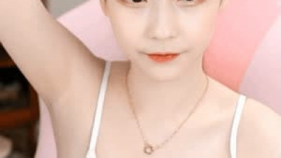 야한사진   머리 올린 BJ 짜미 흰끈나시 가슴골