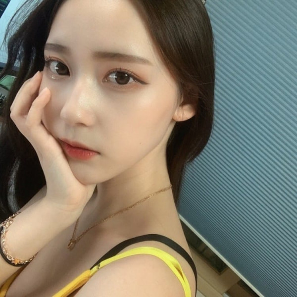 오딸녀  BJ 짜미 겨드랑이 가슴골 레알 좋은 피부