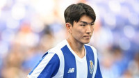 [오피셜] 韓 축구 초대형 경사! '포르투 이적' 황인범, 데뷔전부터 우승 트로피 들어 올릴까…수페르타사 토헤엔스전 소집 명단 포함