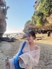정소민, 핑크톤 수영복이 너무 예뻐…발리에서 뽐낸 소민의 순간