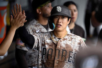 정규시즌 마지막 경기 무안타…송성문, 데뷔 시즌 타율 0.191·OPS 0.535 기록
